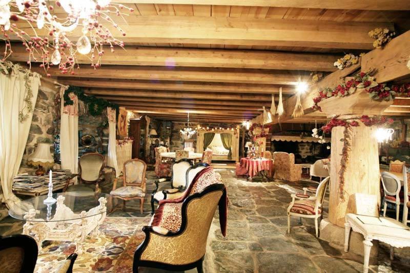Le Francillon Bed & Breakfast Les Estables Bagian luar foto