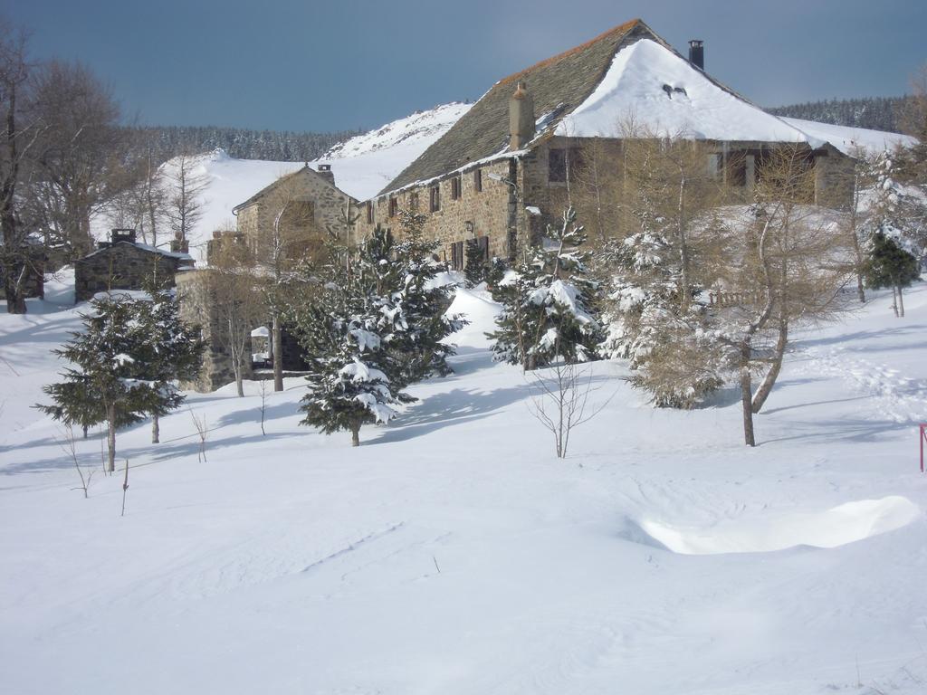 Le Francillon Bed & Breakfast Les Estables Bagian luar foto