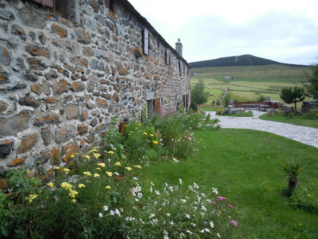 Le Francillon Bed & Breakfast Les Estables Bagian luar foto
