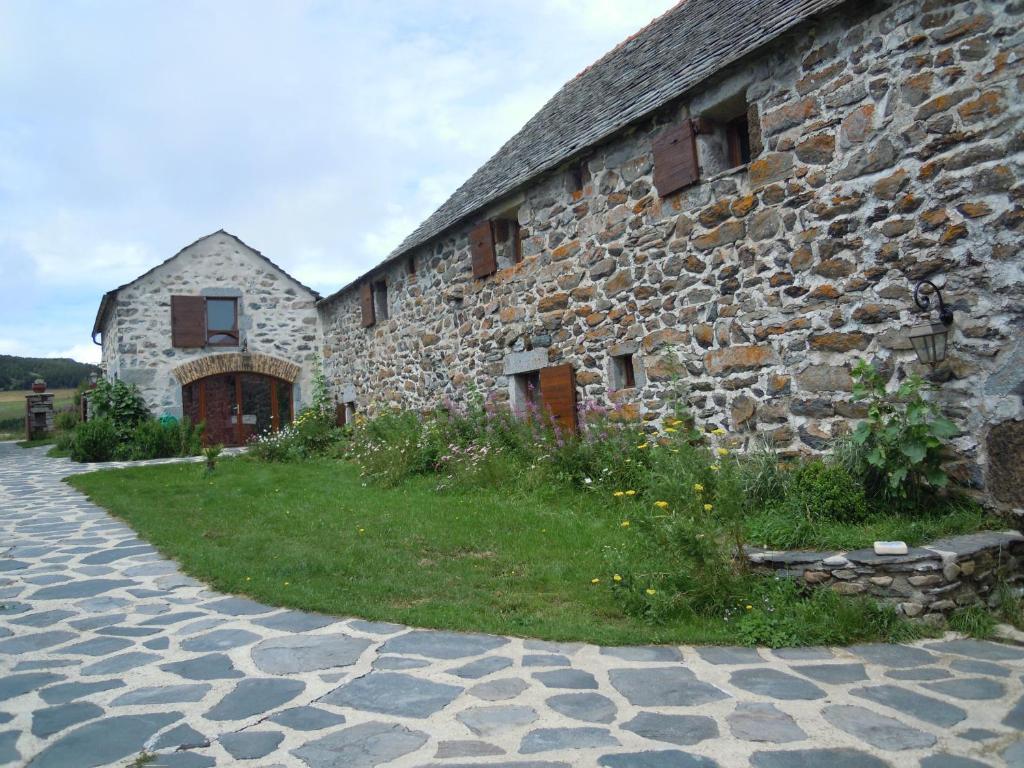 Le Francillon Bed & Breakfast Les Estables Bagian luar foto